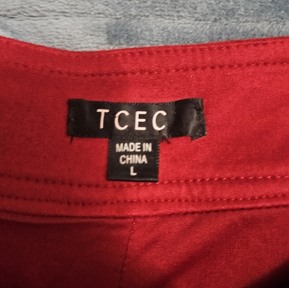 Dark Red TCEC Shorts With Zippers On Front! - Picture 2 of 7